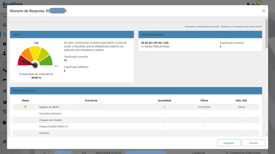 Tela do sistema de Análise de Crédito com score, renda presumida e histórico de débitos